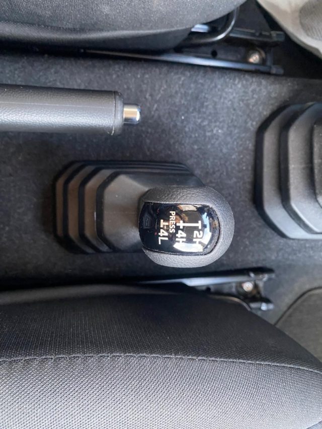 SUZUKI Jimny usata, con Sensore di luce