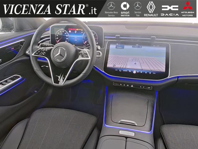 MERCEDES-BENZ E 220 usata, con Cerchi in lega