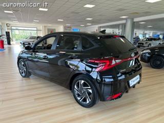HYUNDAI i20 usata, con Airbag