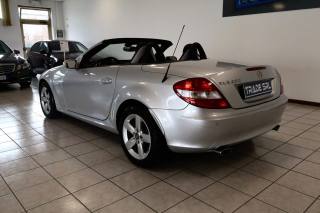 MERCEDES-BENZ SLK 200 usata, con Autoradio