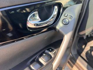 NISSAN Qashqai usata, con Boardcomputer