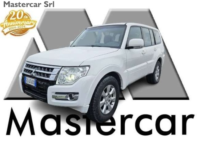 MITSUBISHI Pajero usata, con Airbag