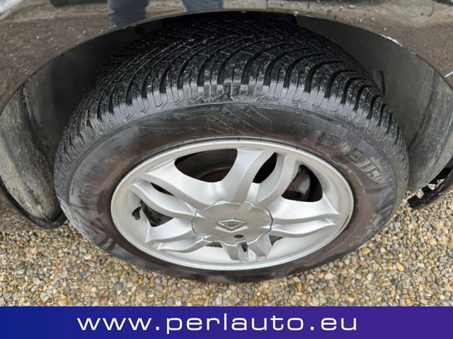 RENAULT Clio usata 14