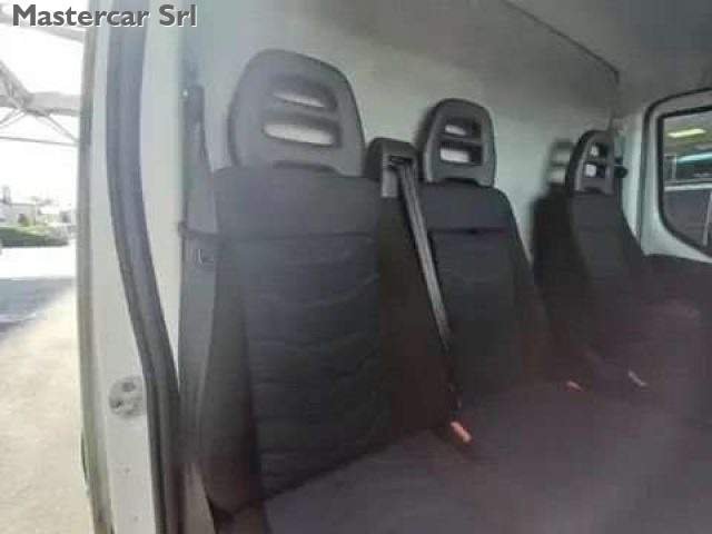 IVECO Daily usata, con Climatizzatore