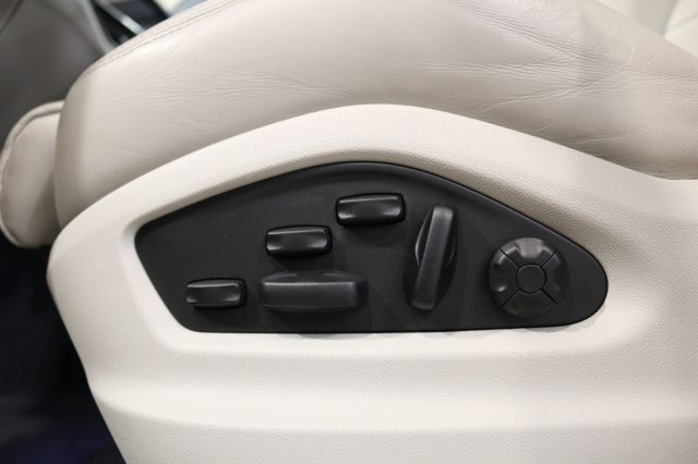 PORSCHE Cayenne usata, con Sensore di pioggia