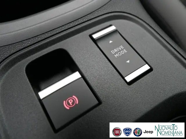 JEEP Avenger usata, con Luci diurne