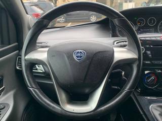 LANCIA Ypsilon usata, con Controllo trazione