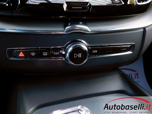 VOLVO XC60 usata, con Monitoraggio pressione pneumatici