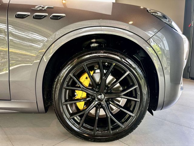 MASERATI Grecale usata, con Alzacristalli elettrici