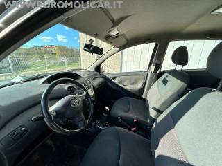 TOYOTA Yaris usata, con Airbag