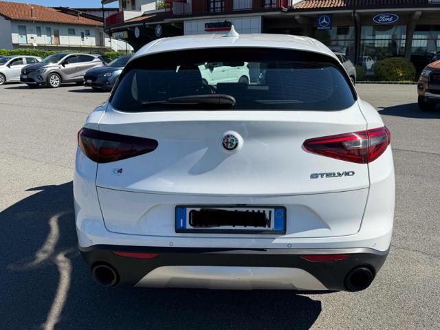 ALFA ROMEO Stelvio usata, con Cerchi in lega