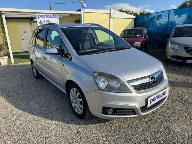 OPEL Zafira usata, con Airbag