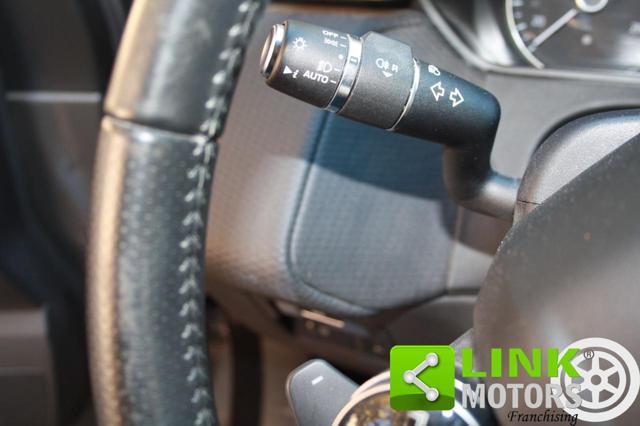 LAND ROVER Range Rover Velar usata, con Range extender