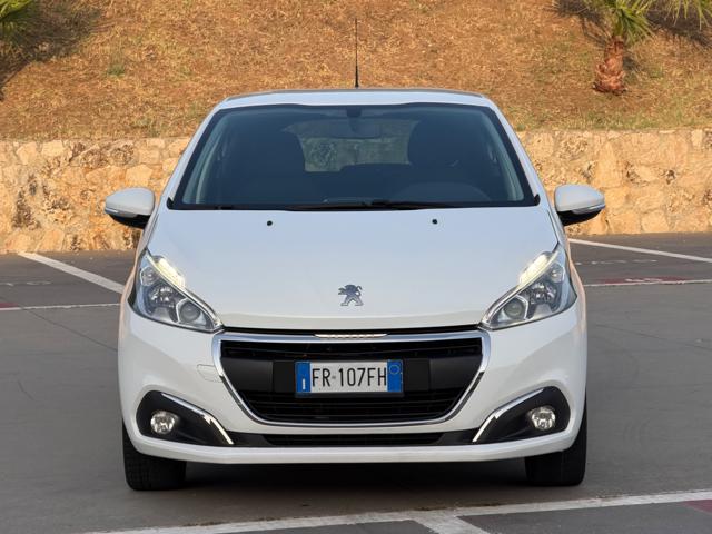 PEUGEOT 208 usata, con Airbag