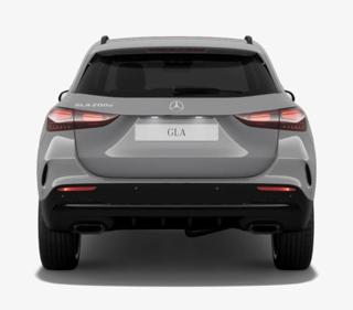 MERCEDES-BENZ GLA 200 usata, con Alzacristalli elettrici