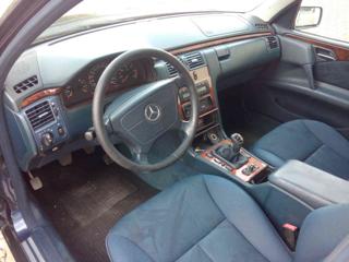 MERCEDES-BENZ E 250 usata, con Airbag Passeggero