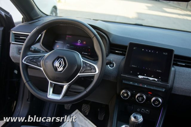 RENAULT Clio usata, con Climatizzatore