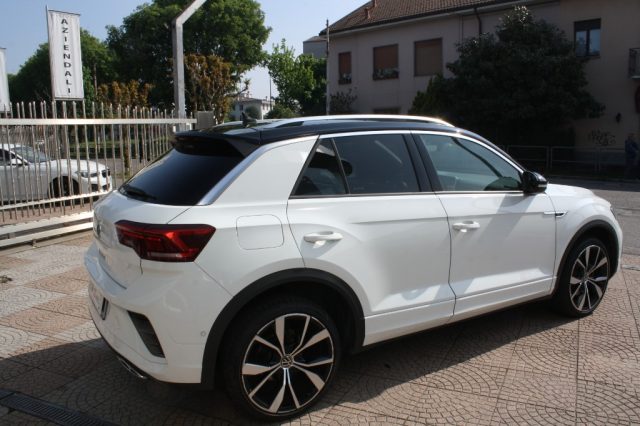 VOLKSWAGEN T-Roc usata, con Autoradio