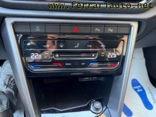 VOLKSWAGEN T-Roc usata, con Sedili sportivi
