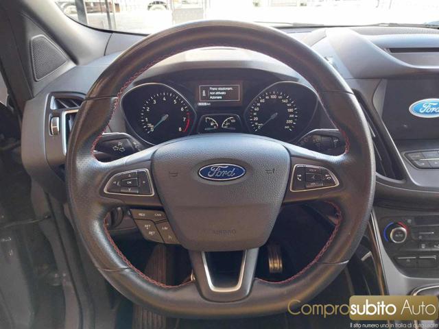 FORD Kuga usata, con Sedile posteriore sdoppiato