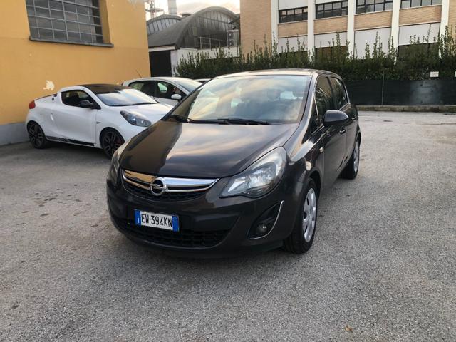 OPEL Corsa usata, con Airbag