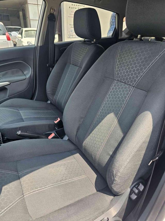 FORD Fiesta usata, con ESP