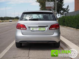 MERCEDES-BENZ B 180 usata, con Sedile posteriore sdoppiato