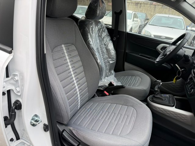 HYUNDAI i10 usata 26