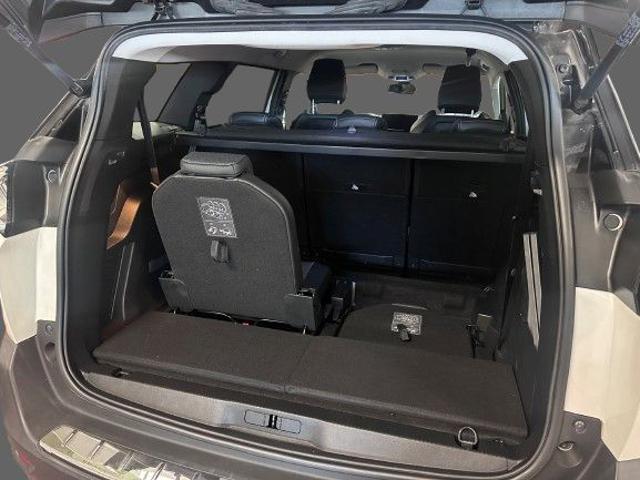 PEUGEOT 5008 usata, con Autoradio
