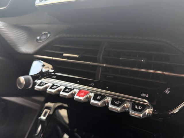 PEUGEOT 208 usata, con Luci diurne LED