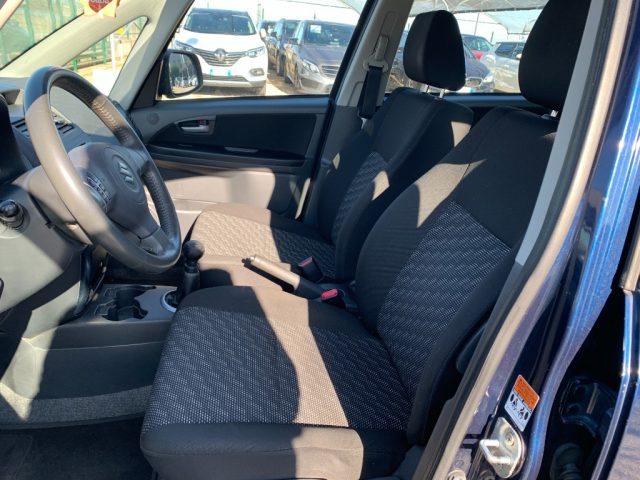 SUZUKI SX4 usata, con Climatizzatore