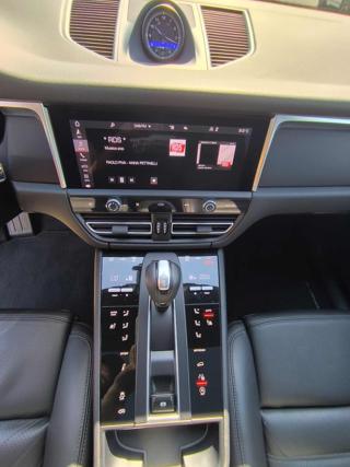 PORSCHE Macan usata 22