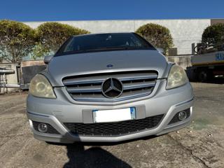 MERCEDES-BENZ B 180 usata, con Airbag