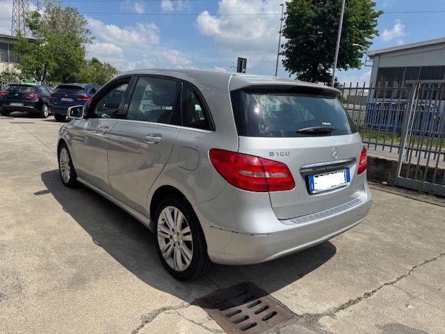 MERCEDES-BENZ B 180 usata, con Autoradio