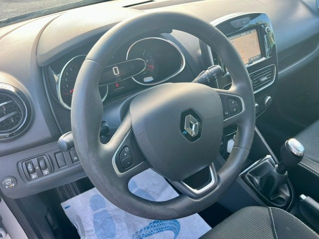 RENAULT Clio usata, con Luci diurne