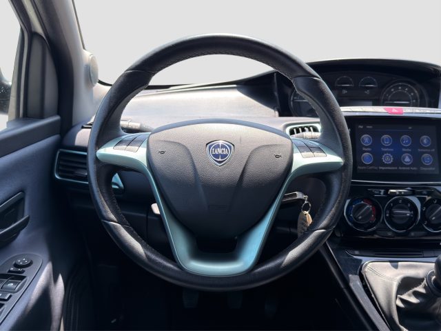 LANCIA Ypsilon usata 11