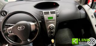 TOYOTA Yaris usata 6