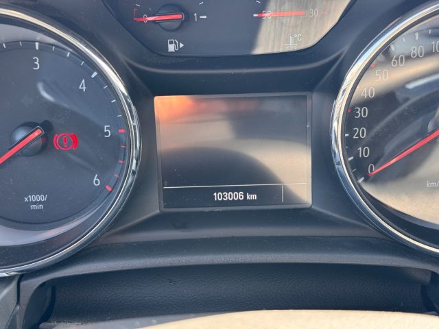 OPEL Astra usata, con Autoradio digitale