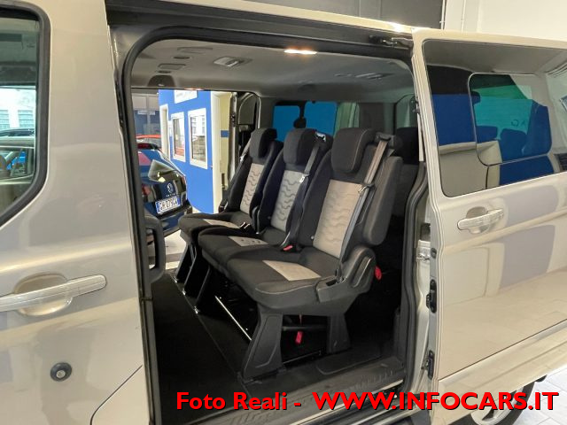 FORD Tourneo Custom usata, con Park Distance Control