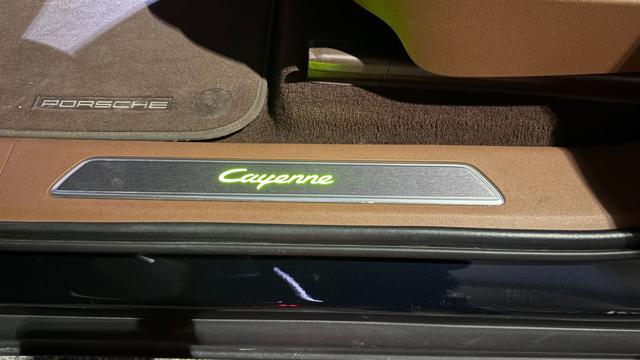 PORSCHE Cayenne usata, con Trazione integrale
