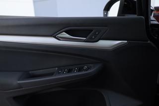VOLKSWAGEN Golf usata, con Fari Xenon