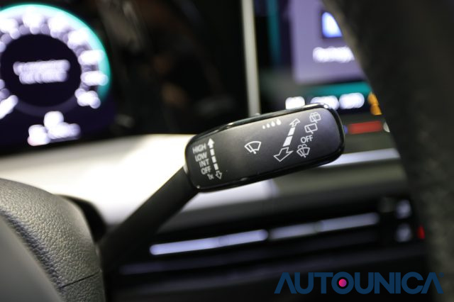 VOLKSWAGEN Golf usata, con Bracciolo