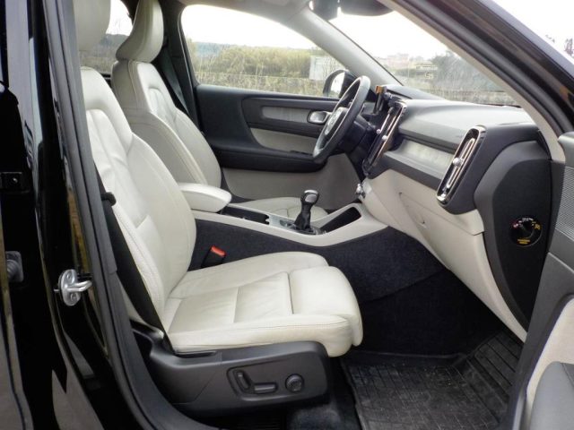 VOLVO XC40 usata, con Supporto lombare