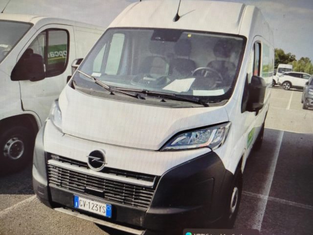 OPEL Movano usata, con Airbag