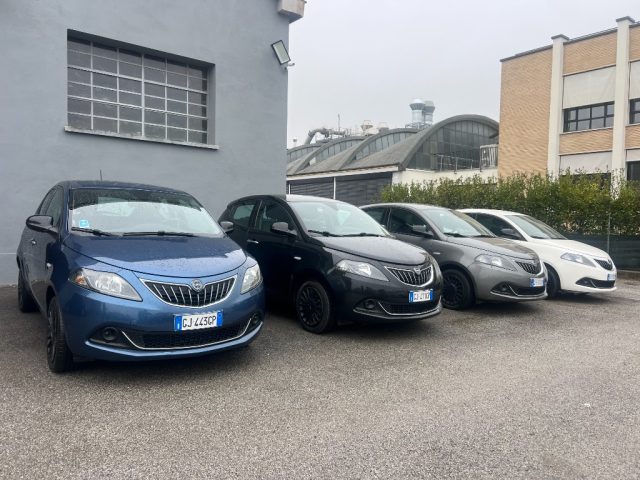 LANCIA Ypsilon usata, con ABS