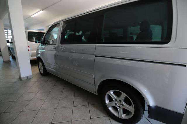 VOLKSWAGEN Multivan usata, con Isofix