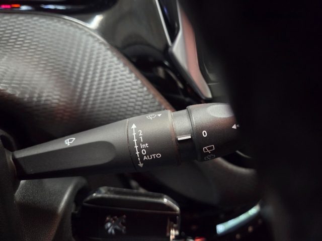 PEUGEOT 208 usata, con Luci diurne