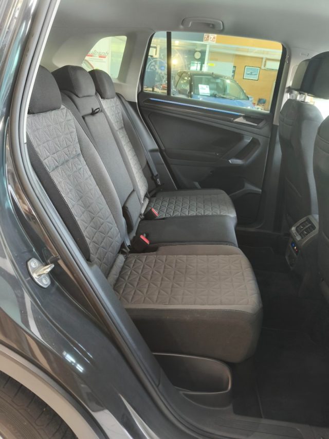 VOLKSWAGEN Tiguan usata, con Park Distance Control