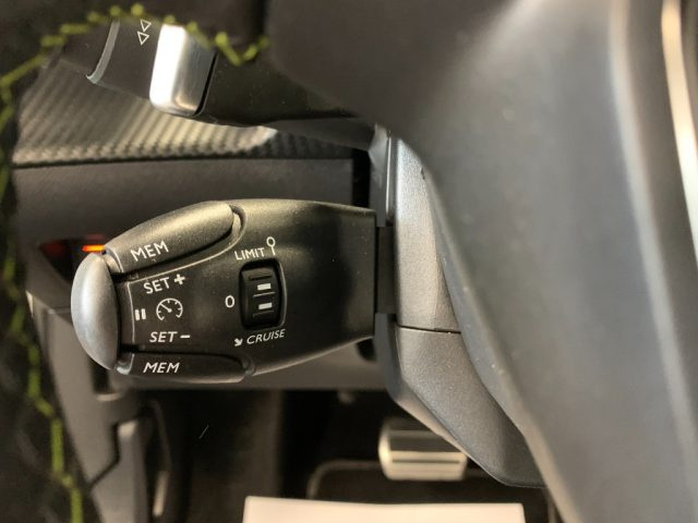 PEUGEOT 2008 usata, con Controllo vocale