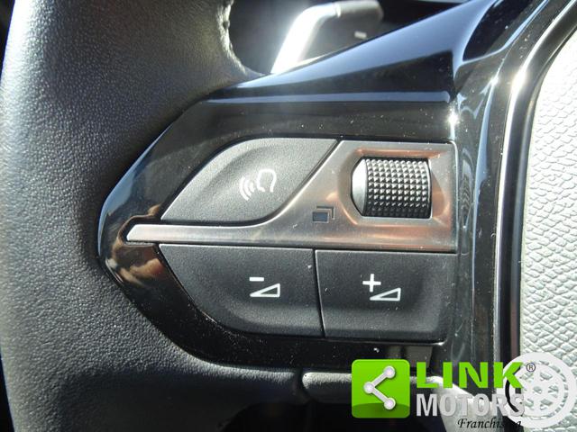 PEUGEOT 208 usata, con Luci diurne LED